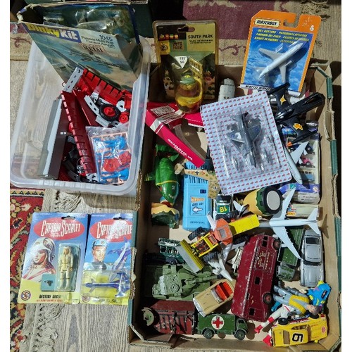 423 - A box of assorted toys to include diecast vehicles (Dinky, Matchbox & Corgi), Thunderbirds, Captain ... 