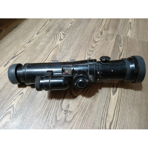 53 - A Starlight AN/PVSI type rifle night scope, length 43cm.