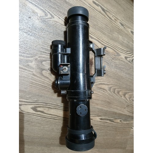 53 - A Starlight AN/PVSI type rifle night scope, length 43cm.