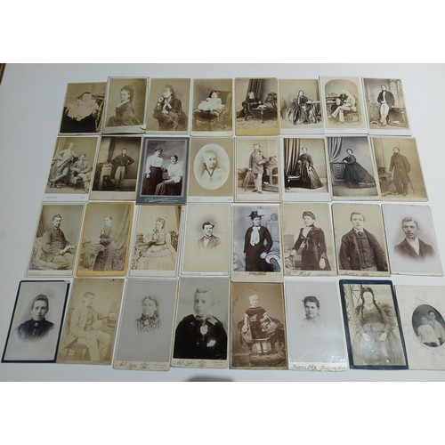 164 - A collection of over 300 CDV cabinet cards, 6.5cm x 10.5cm, many named with photographer details ver... 