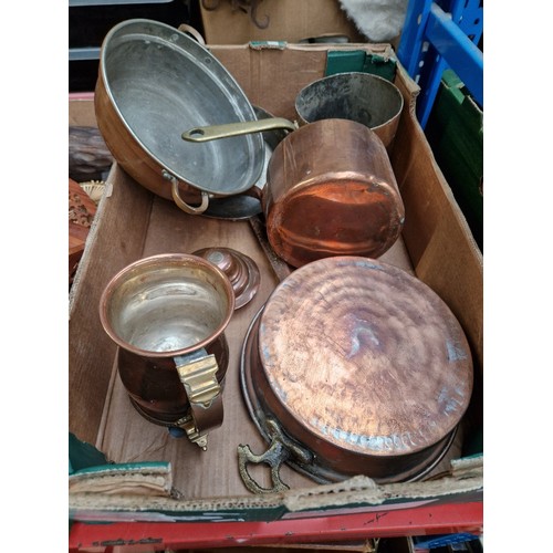 184 - A box of vintage copper pans & saucepans