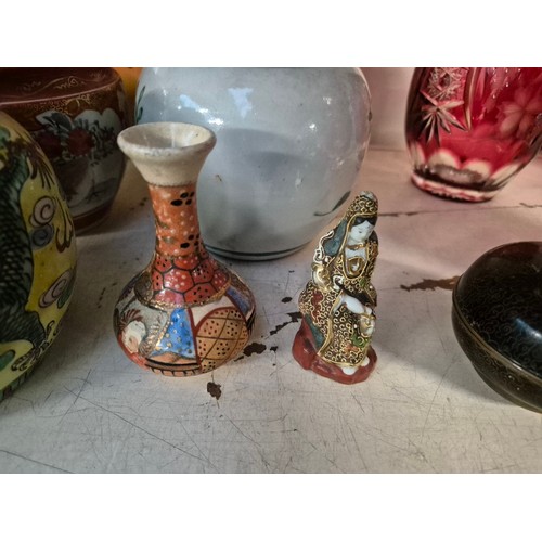 621 - Various Japanese ceramics and a small cloisonné bowl