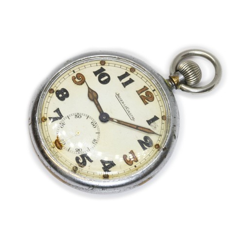 462 - JAEGER-LECOULTRE, a WWII military pocket watch, case back marked with broad arrow, G.S.T.P. over 316... 