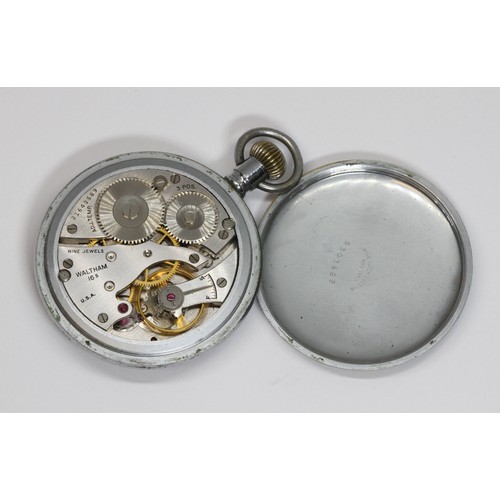 464 - WALTHAM, a WWII Royal Navy military pocket watch, black dial, case back marked 8628 over broad arrow... 