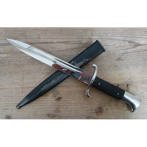 24 - A German Third Reich Fireman's Parade dagger by Statthalter, blade length 20cm, metal scabbard and a... 