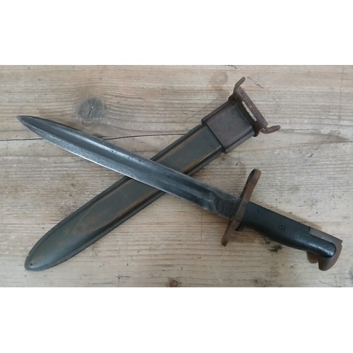 41 - A United States WWII M1905/1942 bayonet, the 25cm blade marked UFH 1943, total length 40cm.