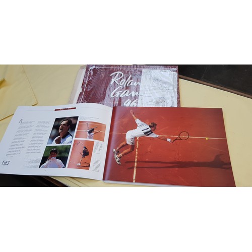 51 - A Roland Garros 1996 French Open tennis photo book.