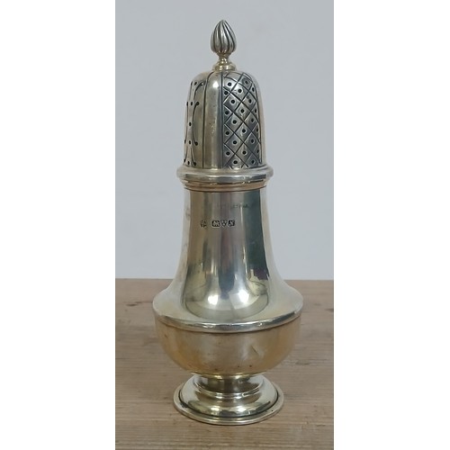 490 - A hallmarked silver sugar castor, weight 3oz 19dwt.