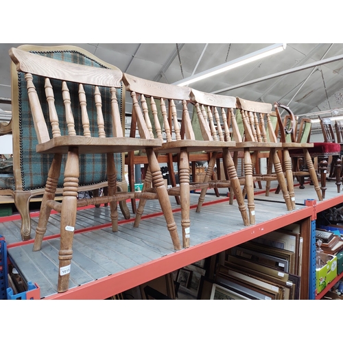 Photo inspiration: Fresh Look at A Set Of Four Pitch Pine Country Kitchen Dining Chairs
