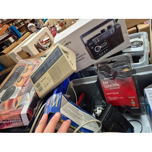 142 - 3 shelves (9 boxes) of electrical items including hifi, radios, Yamaha portasound, Sharp record deck... 