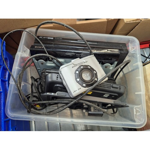 142 - 3 shelves (9 boxes) of electrical items including hifi, radios, Yamaha portasound, Sharp record deck... 