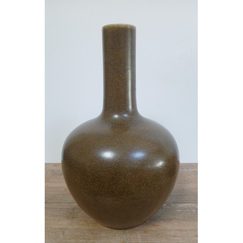 612 - A Chinese porcelain tea dust glaze bottle vase, Qianlong seal mark and of the period, height 43.5cm,... 