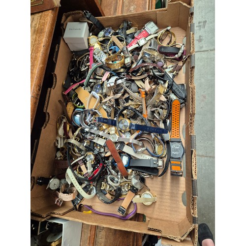 41 - A box of approx. 200 ladies & gents watches.