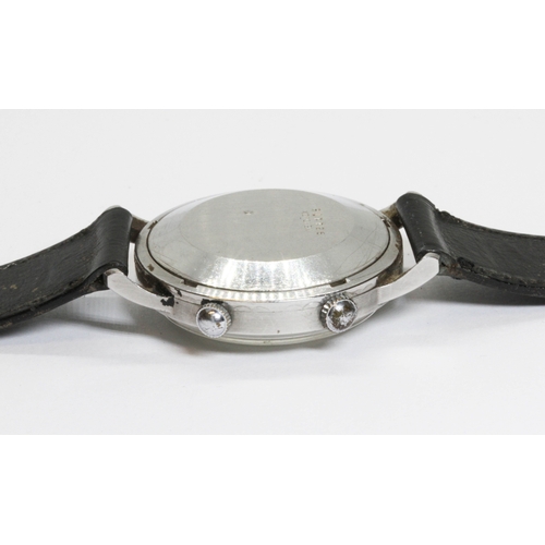 172 - JAEGER-LeCOULTRE, a stainless steel Memovox bumper alarm watch, case diameter 37mm, later leather st... 