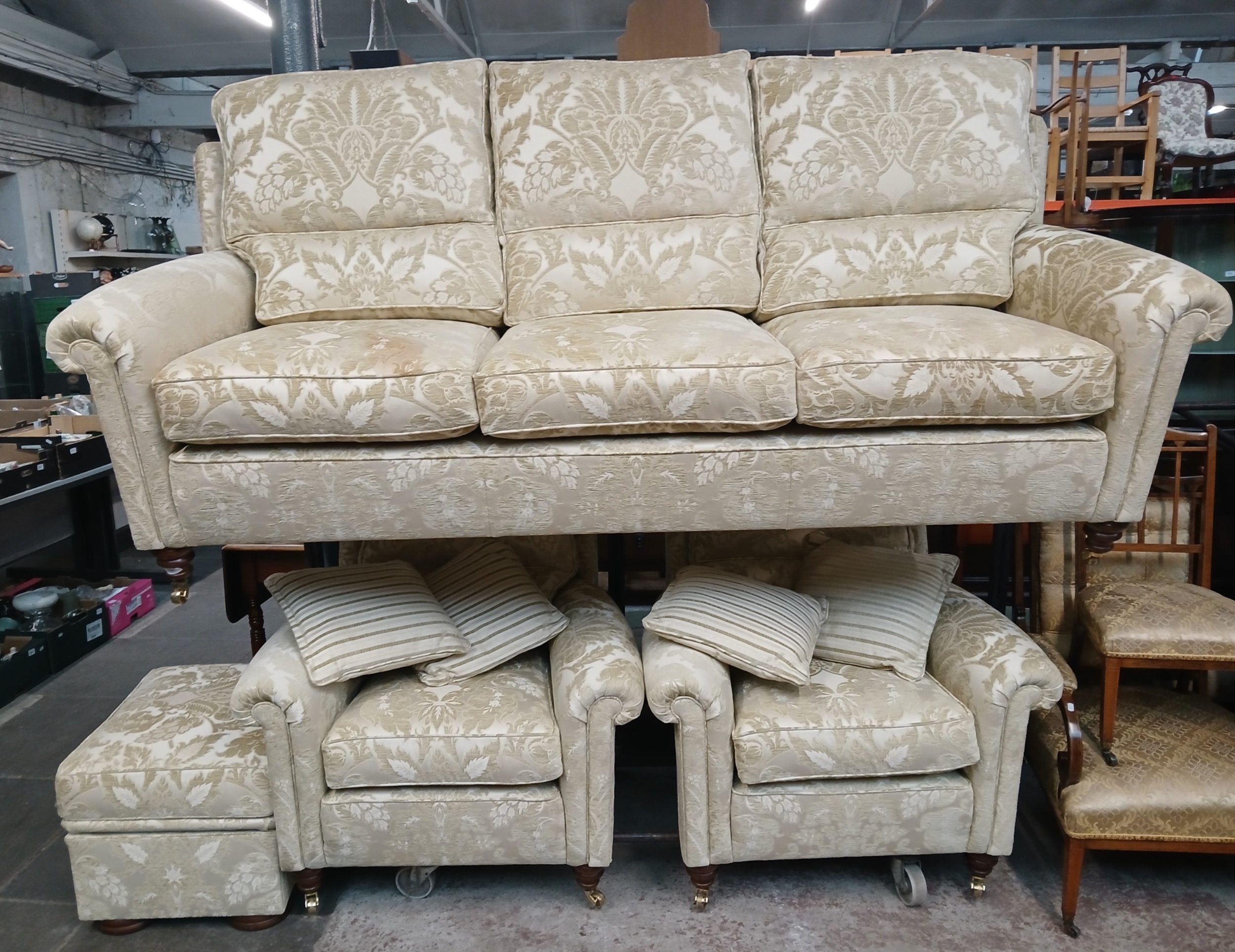 DURESTA, a three pieces suite with pouffe.