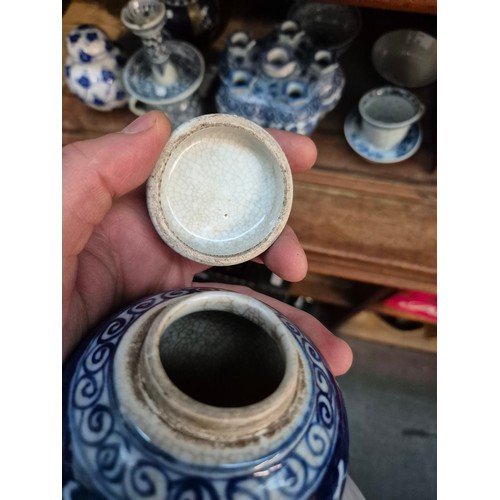31 - A collection of blue and white oriental ceramics