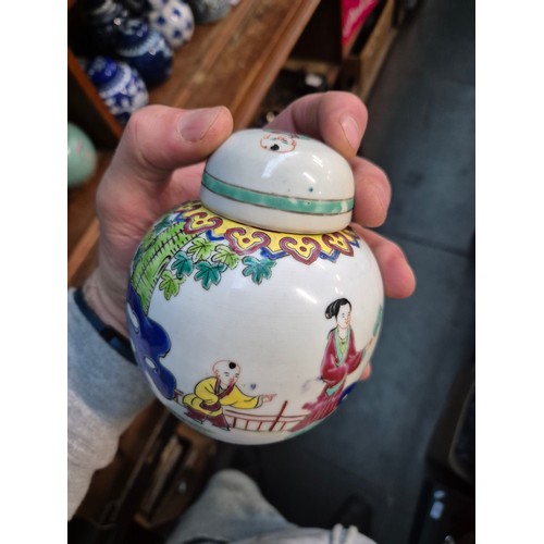 32 - A group of 10 ginger jars, 6 with lids