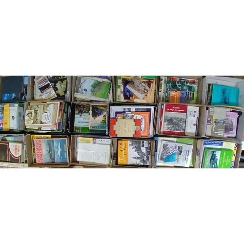 115 - A collection of mainly public transport and tourism related books and ephemera, mainly late 20th/ear... 