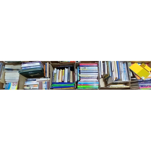 121 - A collection of mainly public transport and tourism related books and ephemera, mainly late 20th/ear... 