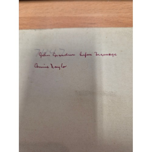 90 - Frank King, a box of assorted family photographs, also including photographs relating to the Naylor ... 