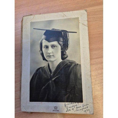 90 - Frank King, a box of assorted family photographs, also including photographs relating to the Naylor ... 