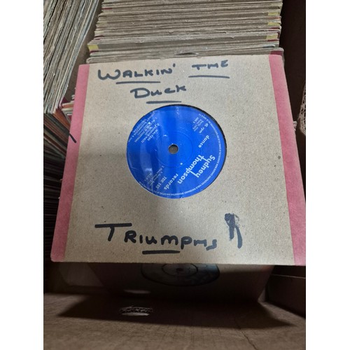 406 - Approx 1400 45 rpm singles - 400 in paper sleeves and appx 1000 in cardboard sleeves