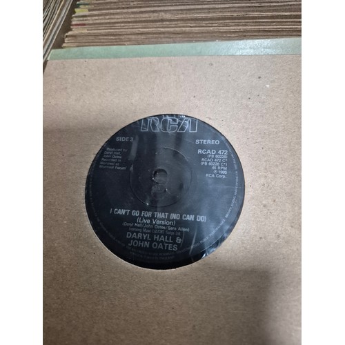 406 - Approx 1400 45 rpm singles - 400 in paper sleeves and appx 1000 in cardboard sleeves