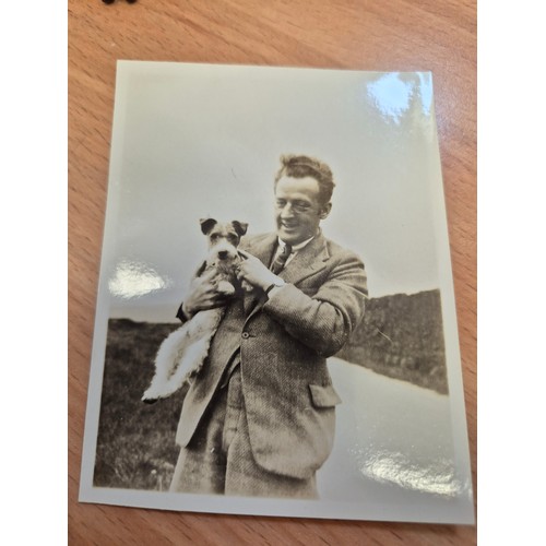 90 - Frank King, a box of assorted family photographs, also including photographs relating to the Naylor ... 