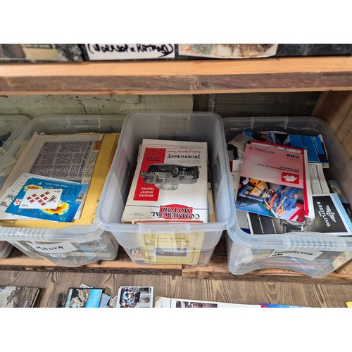 105 - A collection of mainly public transport and tourism related books and ephemera, mainly late 20th/ear... 