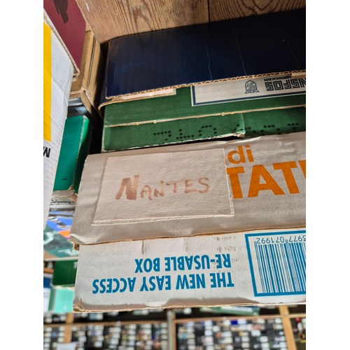 115 - A collection of mainly public transport and tourism related books and ephemera, mainly late 20th/ear... 