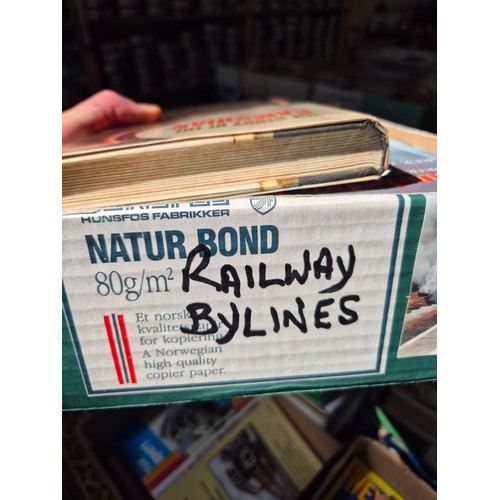 115 - A collection of mainly public transport and tourism related books and ephemera, mainly late 20th/ear... 