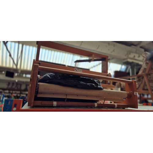 158 - A Dryad table top hand operated rug weaving loom