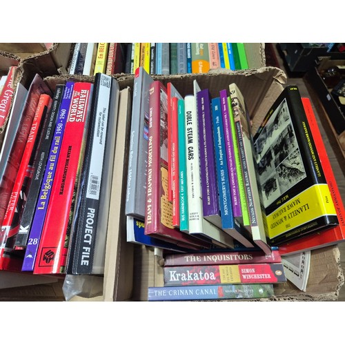 122 - A collection of mainly public transport and tourism related books and ephemera, mainly late 20th/ear... 