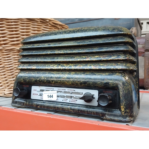 144 - A vintage KB BM20 green and yellow bakelite radio.