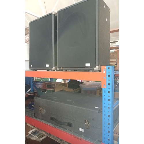 172 - A McGregor MD10 twin deck DJ console with Citronic CL12D turntables and a pair of speakers