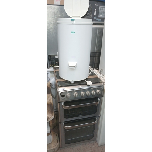 242 - A Creda Debonaire spin dryer and a Hotpoint Ultima gas cooker -