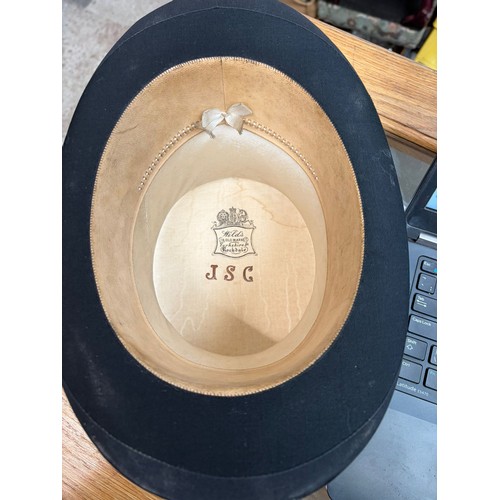 1 - A collection of 9 vintage hats to include bowlers, top hat, and ladies hats