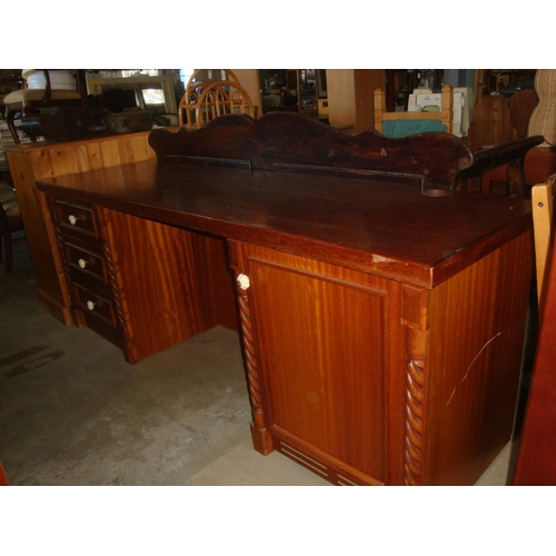 136 - Office Wooden Desk