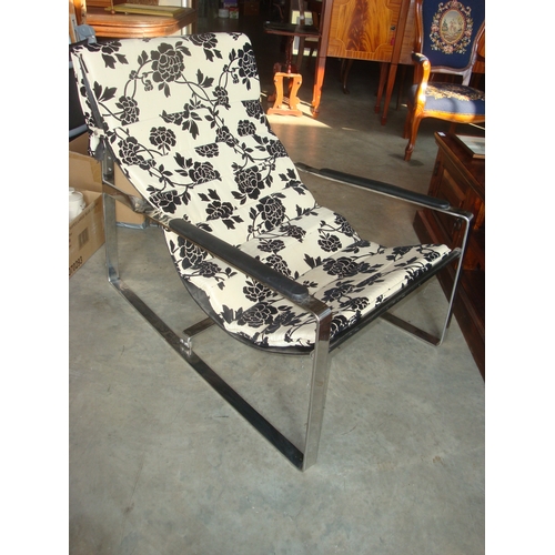 124 - Modern Folding Lounge Leather Chair, Design Cushioned