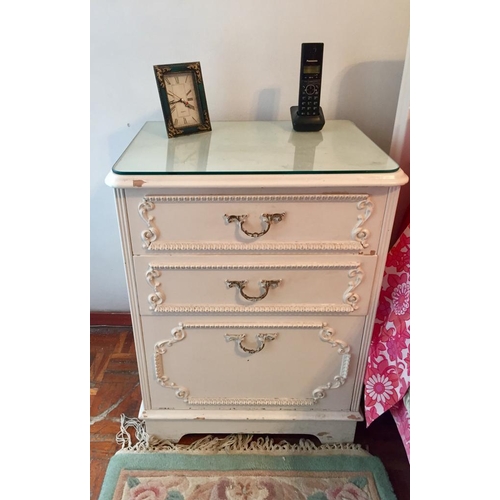210 - Vintage White Ornate Wood Double Bed with Two Matching Bedside Cabinets (No Mattress)