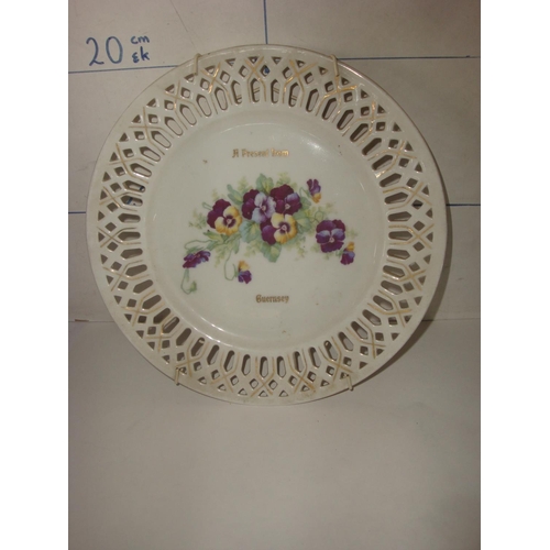 97 - Vintage Czecho-Slovakian Victoria Hanging Plates