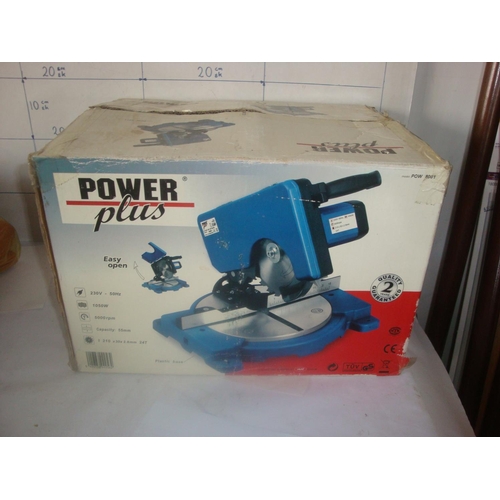 Powerplus store mitre saw