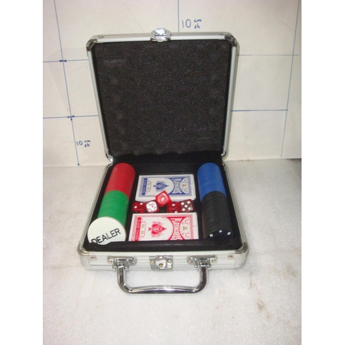 643 - Poker Set in Case