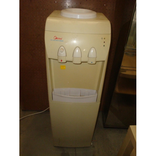 662 - Midea Hot & cold Water Dispenser