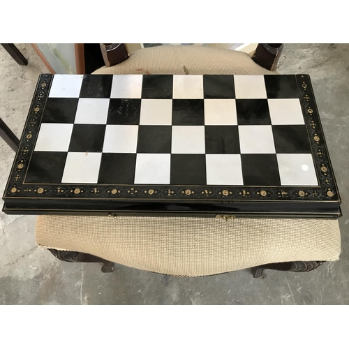 28 - Vintage Ornate Heavy Chess Complete Set