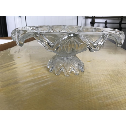 65 - Glass Fruitbowl On Stand