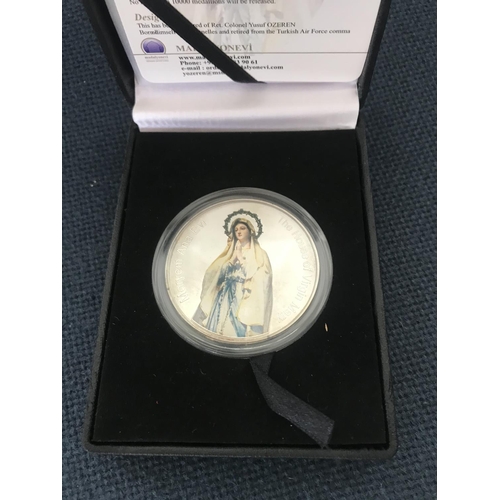 109 - Silver St Mary Coin No. 00195/10000 with Certificate in Original Case