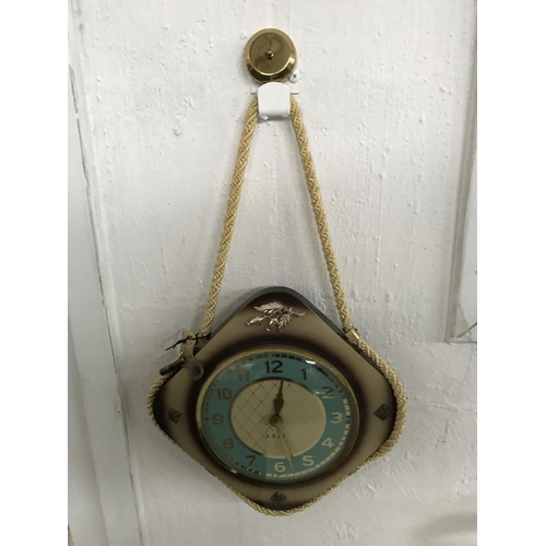 78 - Vintage 8-Days Mechanical Wall-Hanging Clock with Key (Serviced and Working)