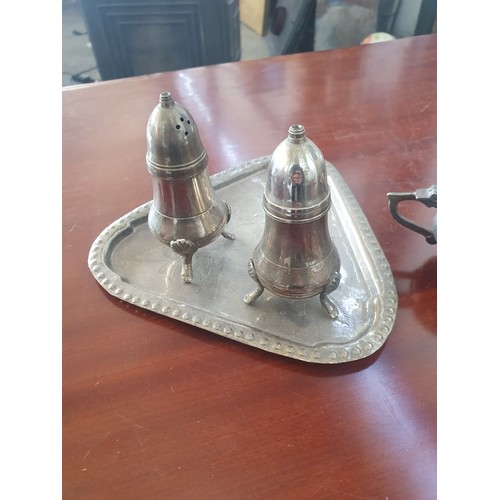 194 - Vintage Set Of Salt and Pepper Containers & 1x Vintage  Serving Tray