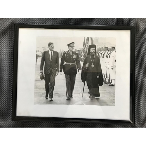 189 - 1960's 'Kennedy & Makarios' Picture (26 x 21cm)